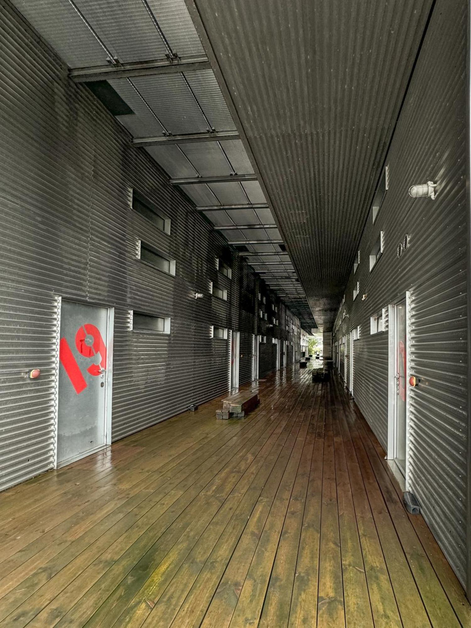 밀라노 White And Brown Exclusive Loft With Terrace - Free Parking - M2 Station 아파트 외부 사진